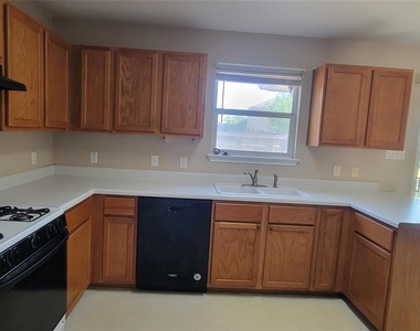 730 Blair Ave - Photo Thumbnail 1