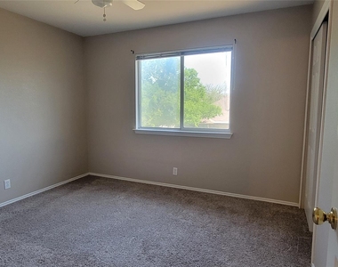 730 Blair Ave - Photo Thumbnail 18