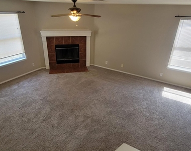 730 Blair Ave - Photo Thumbnail 7