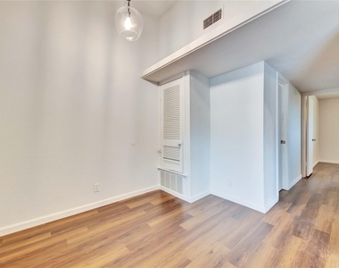 3514 Southridge Dr - Photo Thumbnail 14