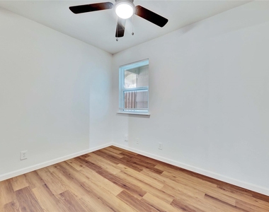 3514 Southridge Dr - Photo Thumbnail 16