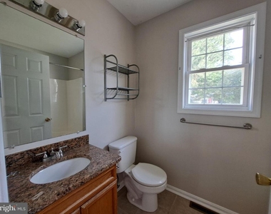 107 Strawberry Way - Photo Thumbnail 11