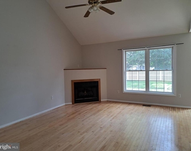107 Strawberry Way - Photo Thumbnail 3