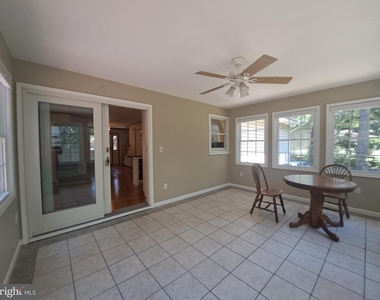11 Roberts Road - Photo Thumbnail 10