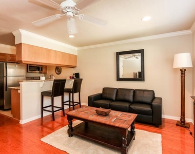 1500 E East Side Dr - Photo Thumbnail 3