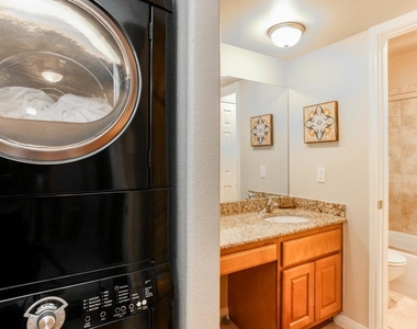 1500 E East Side Dr - Photo Thumbnail 8