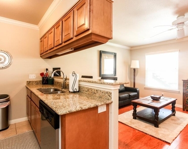 1500 E East Side Dr - Photo Thumbnail 5