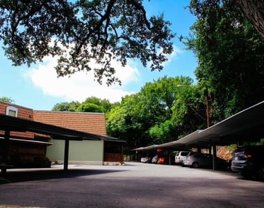 1500 E East Side Dr - Photo Thumbnail 10
