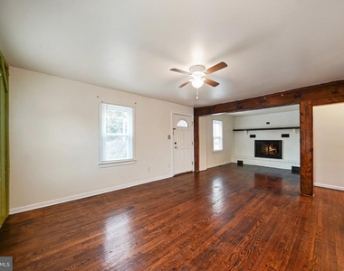 624 Armstrong Avenue - Photo Thumbnail 12