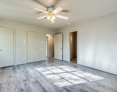 10606 Macmora Rd - Photo Thumbnail 15