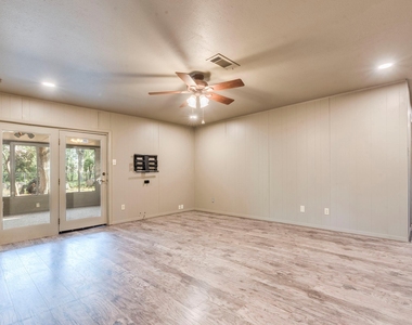 10606 Macmora Rd - Photo Thumbnail 11