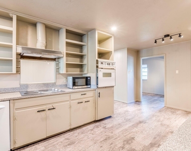10606 Macmora Rd - Photo Thumbnail 10