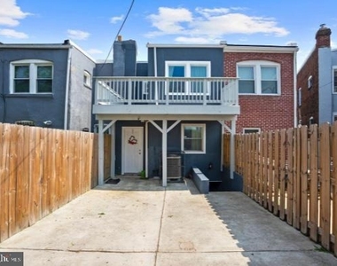 1260 Penn Street Ne - Photo Thumbnail 18