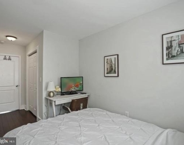 1260 Penn Street Ne - Photo Thumbnail 10