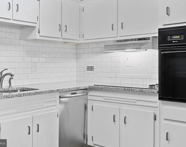 4600 Connecticut Avenue Nw - Photo Thumbnail 11