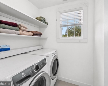 5213 Cathedral Avenue Nw - Photo Thumbnail 40