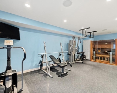 5213 Cathedral Avenue Nw - Photo Thumbnail 53