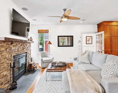 5213 Cathedral Avenue Nw - Photo Thumbnail 2