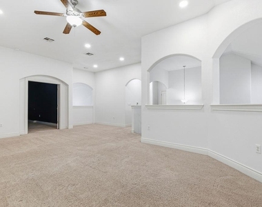 15004 Iveans Way - Photo Thumbnail 29