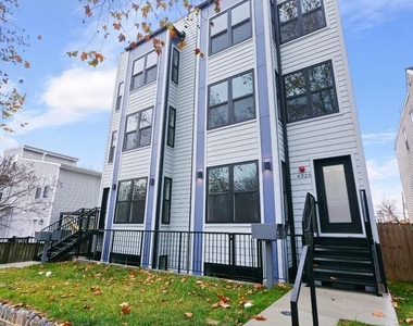 4320 7th Street Nw - Photo Thumbnail 30