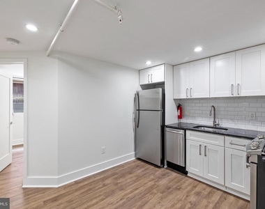 1514 Newton Street Nw - Photo Thumbnail 4