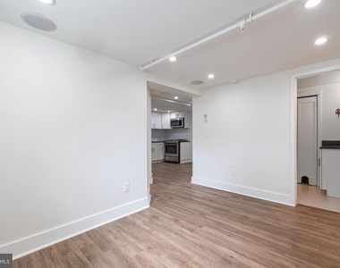 1514 Newton Street Nw - Photo Thumbnail 8
