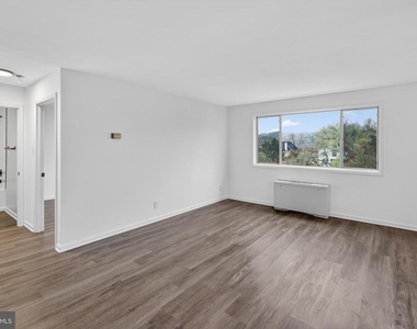 4570 Macarthur Boulevard Nw - Photo Thumbnail 7
