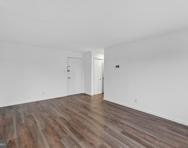 4570 Macarthur Boulevard Nw - Photo Thumbnail 9
