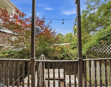 210 8th Street Se - Photo Thumbnail 37