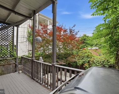210 8th Street Se - Photo Thumbnail 35