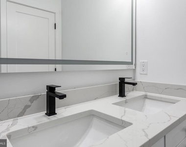1730 Montello Avenue Ne - Photo Thumbnail 25