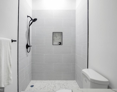 1730 Montello Avenue Ne - Photo Thumbnail 27