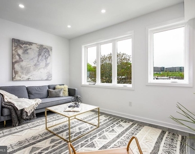 1730 Montello Avenue Ne - Photo Thumbnail 15