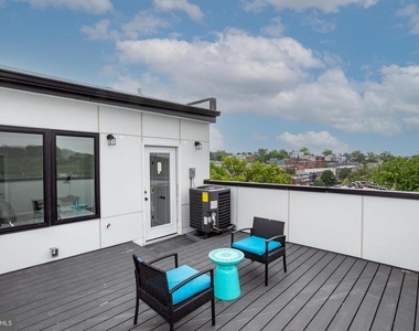 1730 Montello Avenue Ne - Photo Thumbnail 2