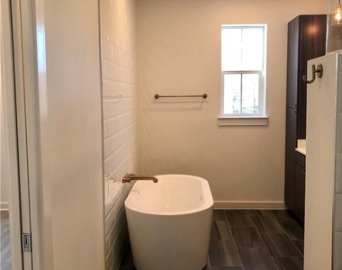 2624 Metcalfe Rd - Photo Thumbnail 7