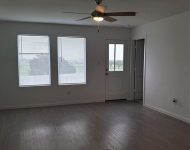 3307 Hilts Trail Trl - Photo Thumbnail 6