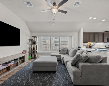 627 Biscayne Bay Bnd - Photo Thumbnail 3