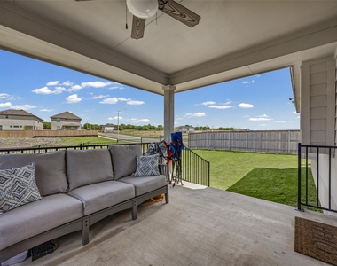 627 Biscayne Bay Bnd - Photo Thumbnail 16