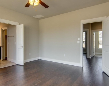 9503 Mcknight Loop - Photo Thumbnail 18