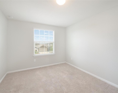 12112 Timber Arch Ln - Photo Thumbnail 13