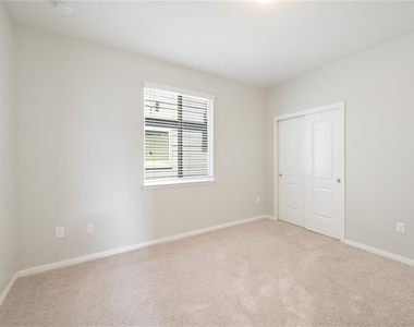 12112 Timber Arch Ln - Photo Thumbnail 10