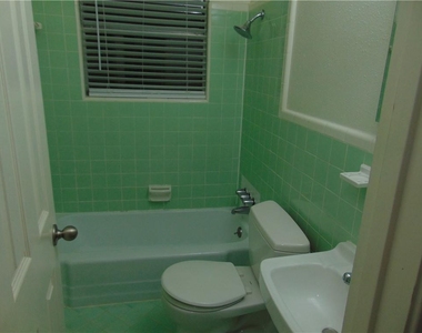 3904 Bailey Ln - Photo Thumbnail 8