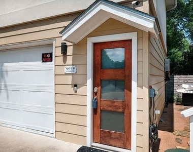 901 W Mary St - Photo Thumbnail 1