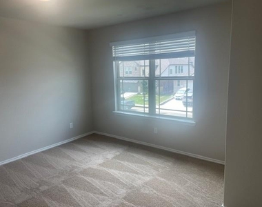 3129 Morlanga St - Photo Thumbnail 18
