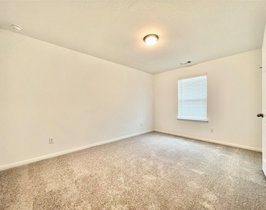 3200 College Park Dr - Photo Thumbnail 19