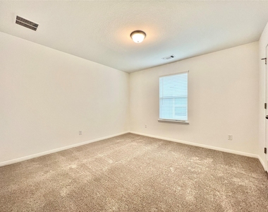3200 College Park Dr - Photo Thumbnail 16