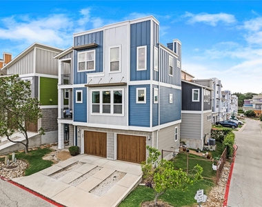 2900 Pither Ln - Photo Thumbnail 1