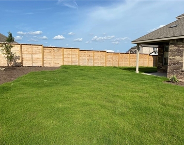 3421 Charade Dr - Photo Thumbnail 19