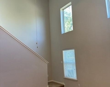 1701 S Bell Blvd - Photo Thumbnail 4