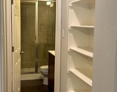 1701 S Bell Blvd - Photo Thumbnail 11
